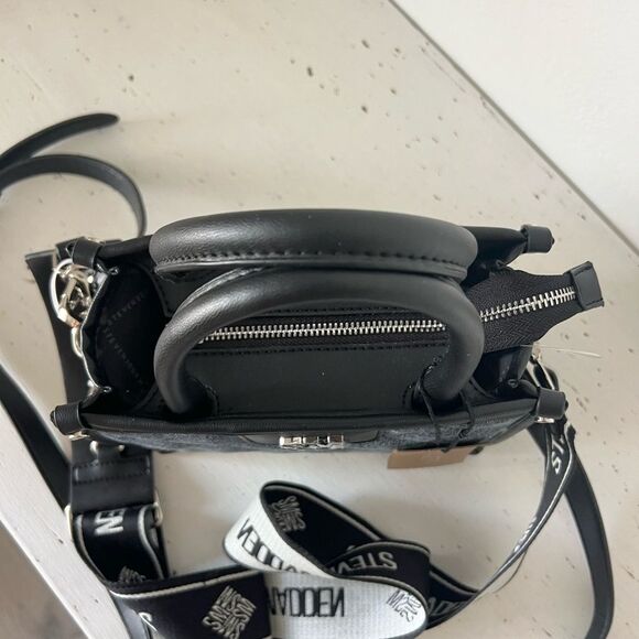 Steve Madden BNIKO-D Denim Tote Crossbody Bag - Blue/Black - NEW!! - Picture 5 of 15